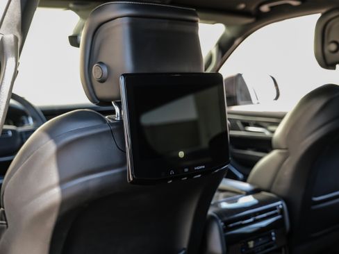 Used 2022 Jeep Wagoneer Series III w/ Convenience Group I image 39