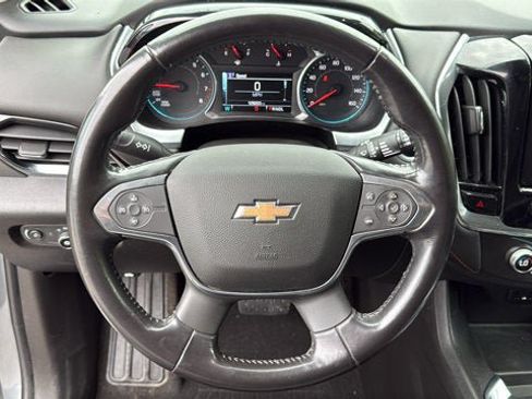 Used 2018 Chevrolet Traverse LT w/ LPO, Floor Liner Package AWD/4WD image 15