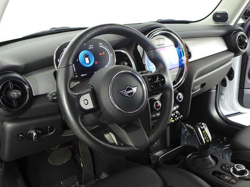 Used 2024 MINI Cooper SE FWD image 25