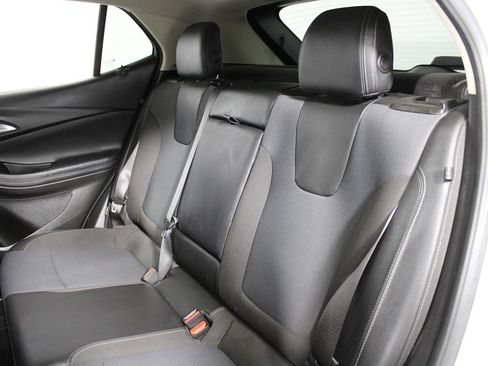 Used 2021 Buick Encore GX Select AWD/4WD image 32