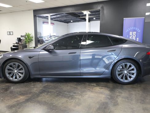 Used 2017 Tesla Model S 90D AWD/4WD image 11