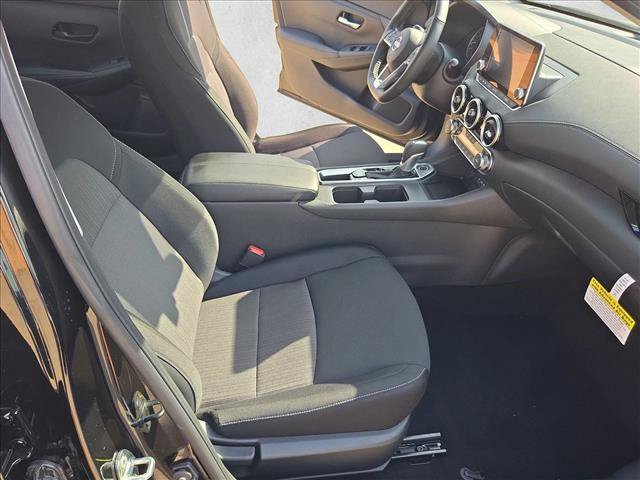 Used 2025 Nissan Sentra SV w/ All-Weather Package FWD image 19