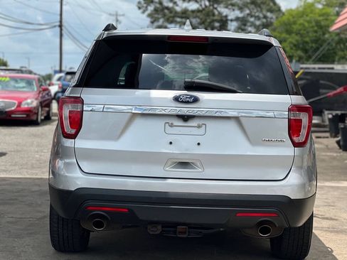 Used 2016 Ford Explorer FWD image 8