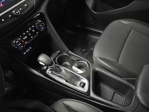 Used 2023 Buick Encore GX Select w/ Sport Touring Package AWD/4WD image 26