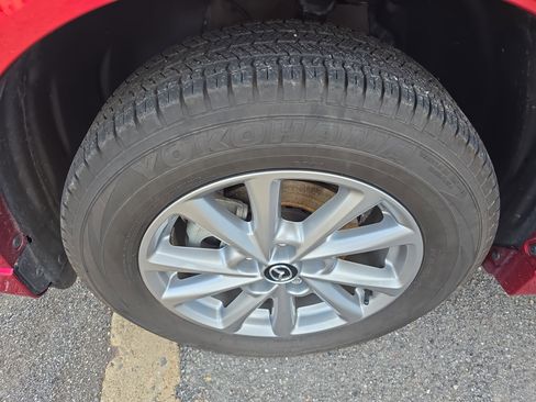 Used 2025 MAZDA CX-5 AWD 2.5 S w/ Select Package image 11