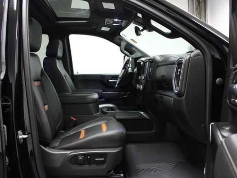 Used 2020 GMC Sierra 2500 AT4 w/ AT4 Premium Package image 16