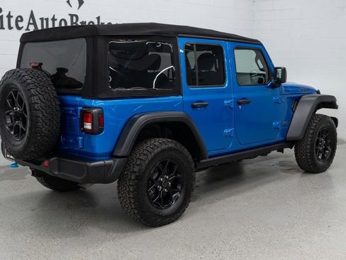 Used 2024 Jeep Wrangler Unlimited AWD/4WD image 6