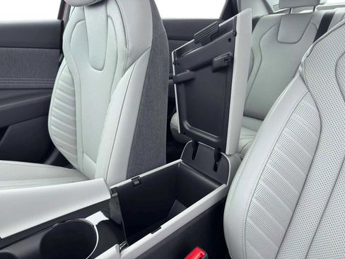 New 2026 Hyundai Elantra Limited FWD image 18