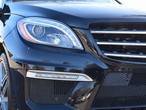 Used 2015 Mercedes-Benz ML 63 AMG 4MATIC image 9