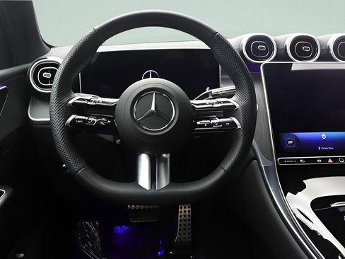 Certified 2026 Mercedes-Benz GLC 300 image 8