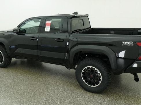 New 2026 Toyota Tacoma TRD Off-Road AWD/4WD image 39