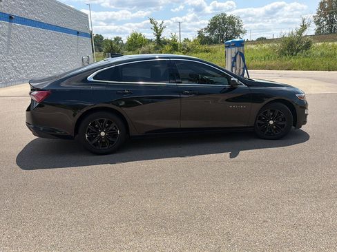 Used 2019 Chevrolet Malibu LT w/ Driver Confidence Package FWD image 6