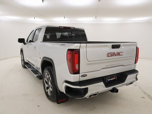 Used 2022 GMC Sierra 1500 SLT w/ SLT Premium Plus Package image 24
