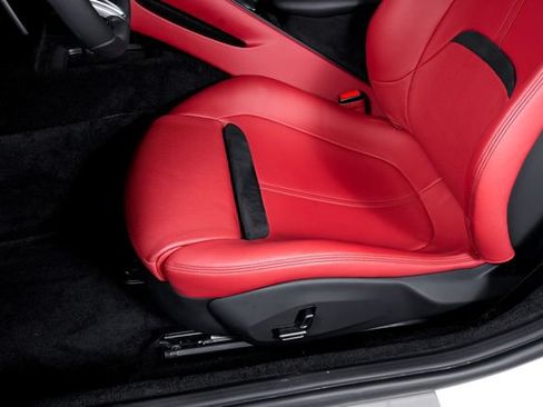 Certified 2024 Ferrari Roma RWD image 23