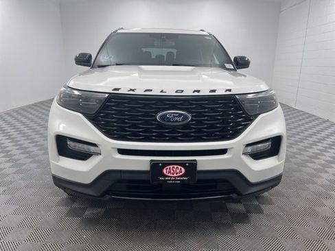 Used 2022 Ford Explorer ST-Line image 3