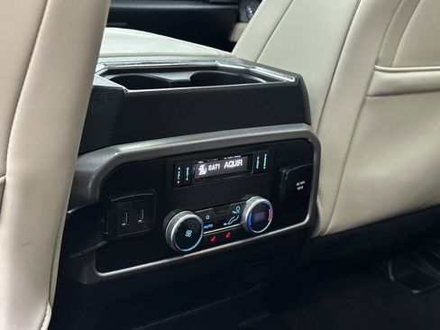 Used 2020 Ford Expedition Platinum image 22