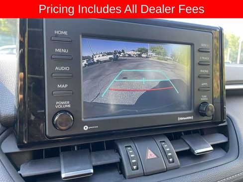 Used 2022 Toyota RAV4 XLE Premium AWD/4WD image 33