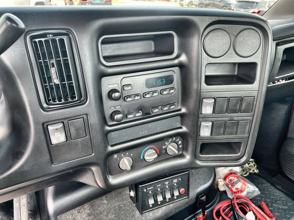 Used 2003 Chevrolet Kodiak C4500 2WD Regular Cab image 12