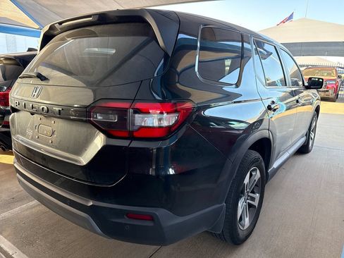 Certified 2025 Honda Pilot EX-L image 6