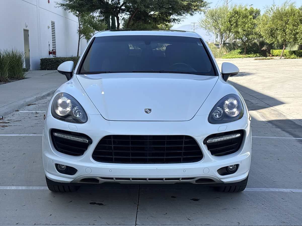Used 2014 Porsche Cayenne GTS AWD/4WD image 8