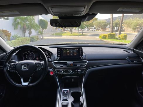 Used 2019 Honda Accord EX-L image 11