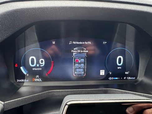 Used 2025 Ford Explorer ST-Line AWD/4WD image 14