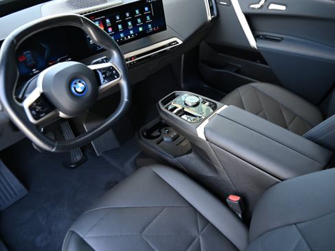 Certified 2024 BMW iX xDrive50 w/ Premium Package AWD/4WD image 14