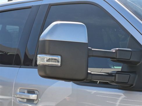 Used 2022 Ford F250 Lariat w/ Lariat Value Package image 12