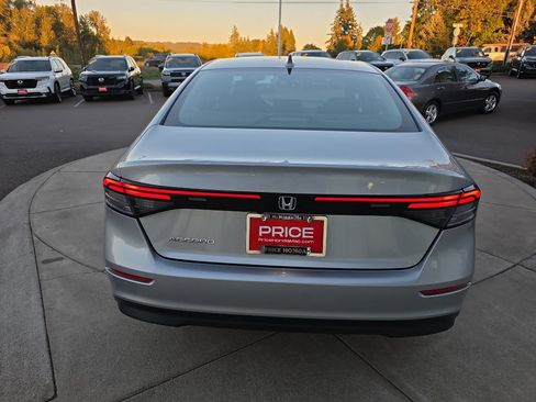 Used 2024 Honda Accord EX image 5