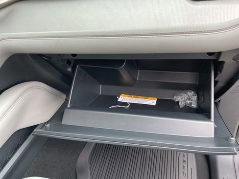 New 2026 Ford Explorer Active image 50