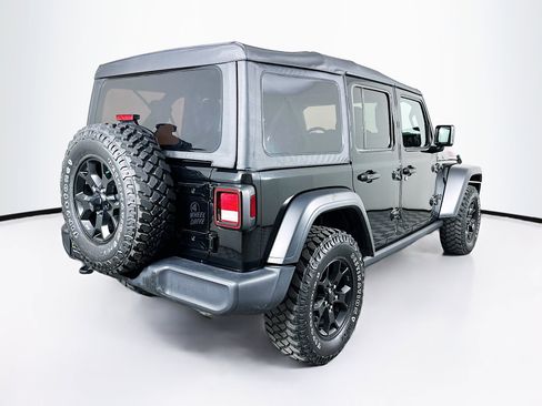 Used 2020 Jeep Wrangler Willys image 9
