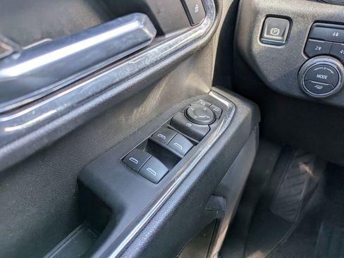 Used 2024 Chevrolet Silverado 2500 LT image 22