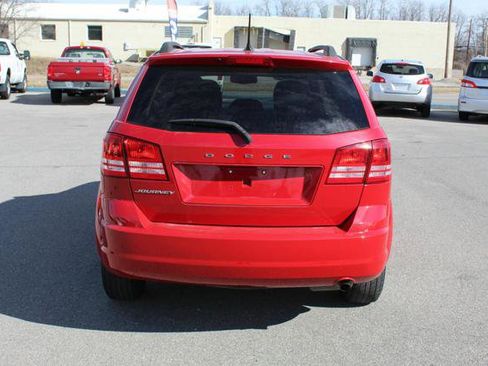Used 2016 Dodge Journey SE w/ Flexible Seating Group image 6