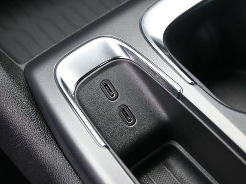 New 2026 Chevrolet Equinox EV LT w/ Midnight Package image 32