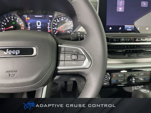 New 2026 Jeep Compass Limited AWD/4WD image 21