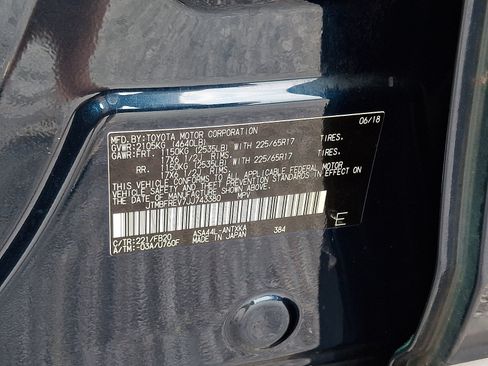 Used 2018 Toyota RAV4 LE w/ All Weather Liner Package AWD/4WD image 27