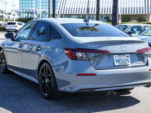 Certified 2025 Honda Civic Sport image 4