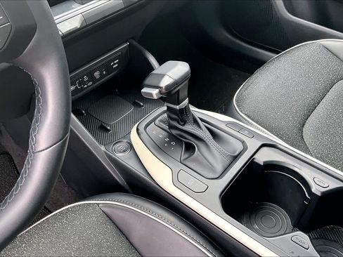 Certified 2025 Kia K4 GT-Line w/ GT-Line Sunroof Package FWD image 31