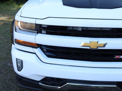 Used 2017 Chevrolet Silverado 1500 LT image 22