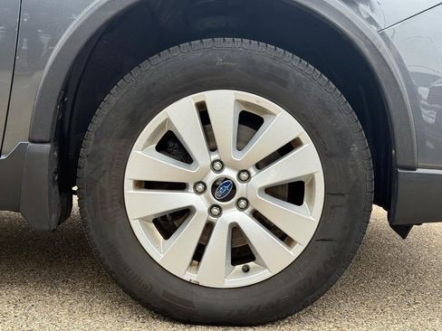 Used 2018 Subaru Outback 2.5i Premium image 9