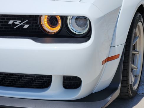 Used 2023 Dodge Challenger R/T Scat Pack RWD image 11