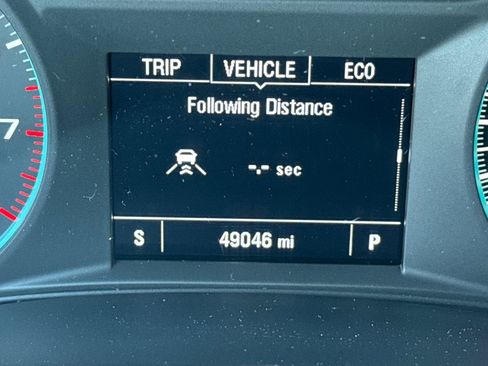 Used 2024 Chevrolet Malibu LT image 3