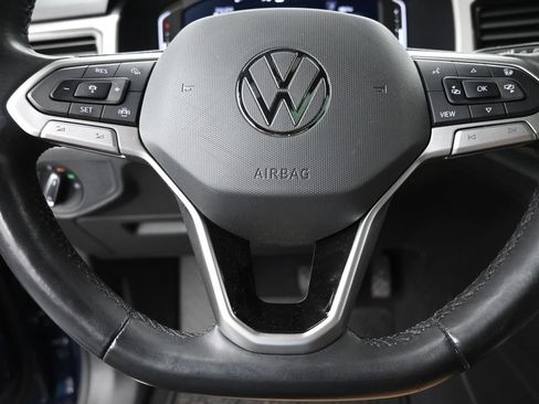 Used 2020 Volkswagen Atlas Cross Sport SEL Premium AWD/4WD image 19