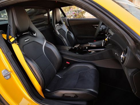 Used 2020 Mercedes-Benz AMG GT R image 26