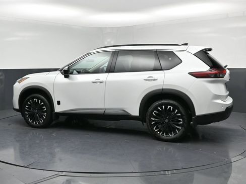 New 2026 Nissan Rogue SV image 31