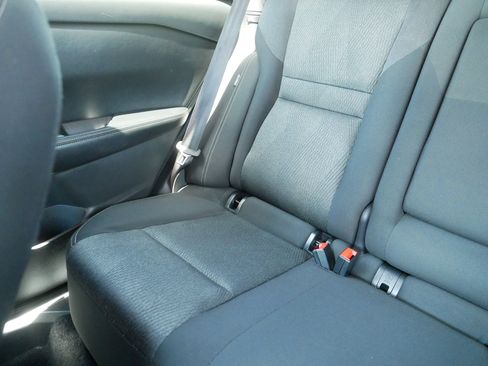 Used 2025 Nissan Rogue SV AWD/4WD image 12