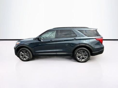 Certified 2022 Ford Explorer XLT w/ Equipment Group 202A AWD/4WD image 6