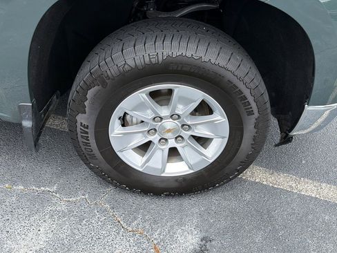 Certified 2025 Chevrolet Silverado 1500 LT AWD/4WD image 40