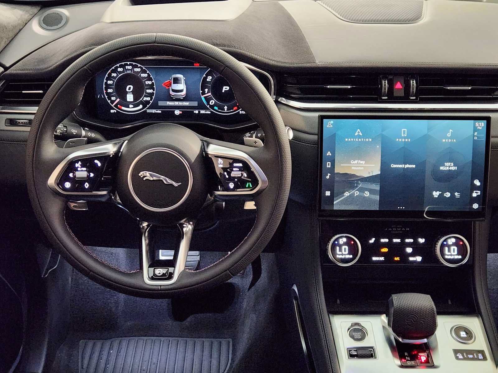 New 2026 Jaguar F-PACE SVR 575 Edition AWD/4WD image 27