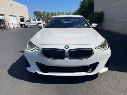 Used 2022 BMW 230i Coupe w/ Premium Package 2 RWD image 2